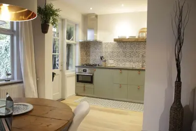 Image de Nouveau! Appartement spacieux et confortable près de la plage.