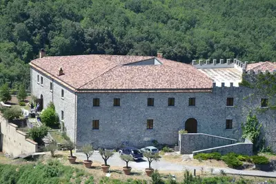 Image de Château de Sanseverino Perincipi