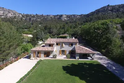 Image de Exceptional country house on the mountain of Sainte Victoire, Aix en Provence