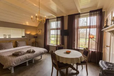 Image de Chambre familiale de luxe 6p - ferme - salle de bain et suite - dormir dans le fournil