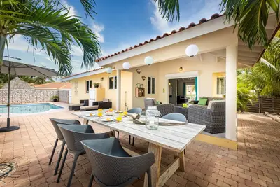 Image de Dushi Drumi villa avec piscine privée