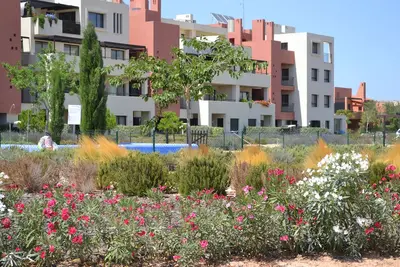 Image de Corvera Golf and Country Club - Appartement 2 chambres / salle de bain avec piscine communautaire.