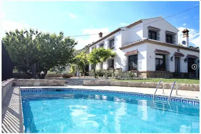Image de Almendro maison, idéal pour les familles chalet