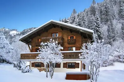 Image de Chalet Isobel - Superbe chalet de luxe. 8 personnes Proche des remontées Linga + pistes