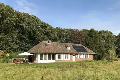Image de Maison de vacances unique pour 8 personnes dans une réserve naturelle du Limbourg