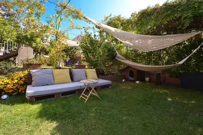 Image de Tudija 1 appartement pour 4 + 1 situé sur la plage de Copacabana, avec jardin