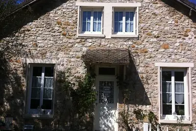 Image de Charmante maison au calme à barbizon située à 200 mètres de la forêt