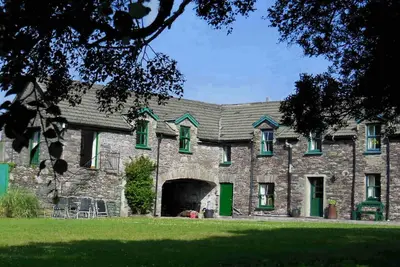Image de Ferme en pierre unique, salle de jeux / atelier / sauna. Terrains de golf, plages et la pĂŞche.
