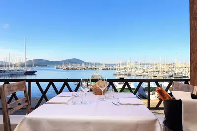 ClickSardegna Alghero en face a la mer avec jardin dans le centre historique