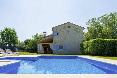 Image de Agricola à Sveti Kirin (maison pour 8 personnes)