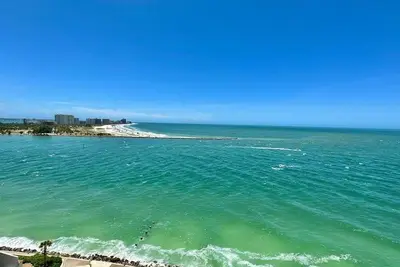 Image de 440 West 902n Waterfront 2 chambres 2 salles de bains Ă 440 ouest