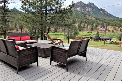 Image de Fisherman's & Outdoorsman's Paradise!