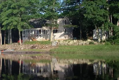 Image de Accueil Lakefront privé à Midcoast Maine Area Village, près de Camden, Me.