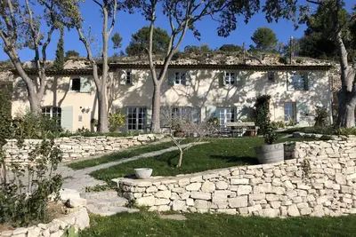 Image de Belle villa 6 chambres au calme piscine proche Aix en Provence site exceptionnel