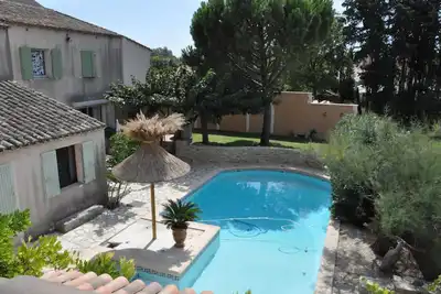 Image de Maison Familiale En Provence (Noves)
