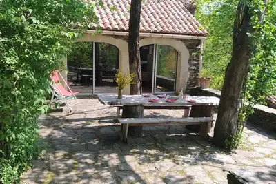 Image de Les Mazades, gîte with large terrace Labellisé Esprit parc national des Cévennes.
