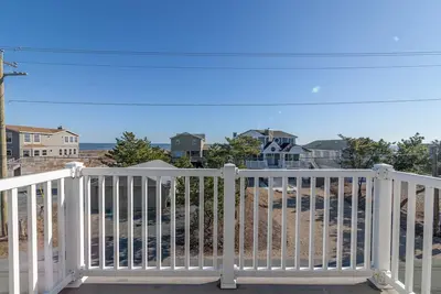 Image de Vues Sur L'OCÉAN Dans La Ville De Fenwick Island 3br Beach Home 1 Maison À La Plage