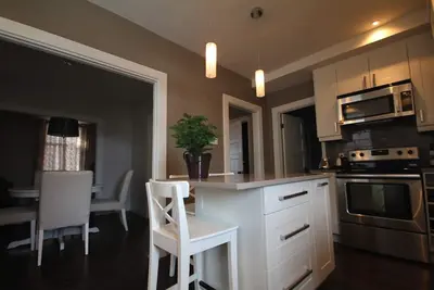 Image de Appartement calme dans le village de Pointe-Claire près de l'eau