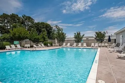 Image de Tarifs réduits! Belle promenade en maison de ville 3br aux points de vente de Tanger Balade à vélo rapide jusqu'à la plage!