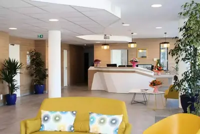 Image de 3 pièces 6 personnes