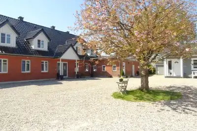 Image de Appartement exclusif 5 étoiles - Diekkier pour 4-9 personnes, endroit calme, près de la plage.