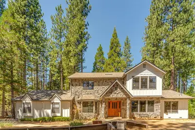 Image de Superbe maison exécutive! 4br, pour 15 personnes avec table de billard, A \/ C, Allée Level