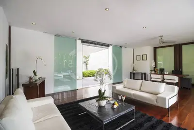 Image de Villa de luxe élégante de 3 chambres dans l'emplacement privilégié de Seminyak