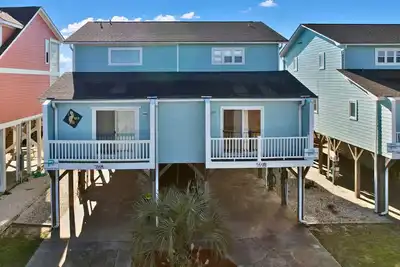 Image de Nouveau pour Proactive Vacations pour 2019 - \"Beach Time\". Oceanfront 3 chambres - 3 salles de bain condo avec une vue spectaculaire sur l'océan Atlantique.