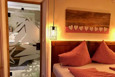 Image de Tyrol: appartement de style alpin dans une maison historique située dans une vallée idyllique du Tyrol