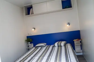 Image de Mobil-home climatisé  pour 6 personnes Saint Cyprien Camping 4 étoiles