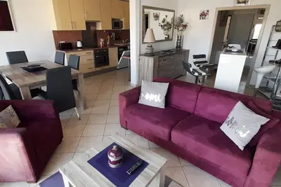 Image de Bel appartement tout confort Ă 300m de la plage Au Lavandou