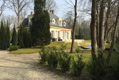 Image de Maison de prestige Ă 30 mn de Paris et Ă deux pas de Chantilly et golf Ă 600m