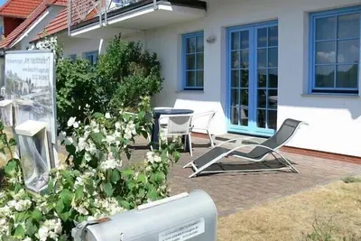 Image de Appartement dans le village lacustre idyllique avec vue sur le port