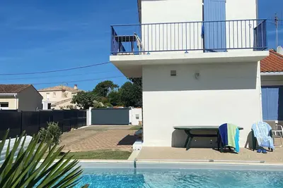 Image de Location de Maison avec Piscine Chauffée et WiFi à Saint-Palais-sur-Mer