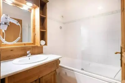 Image de 10-Zimmer-Wohnung für 18/20 Personen
