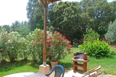 Image de Porto-Vecchio, T2 indépendant dans villa, terrasse couverte, jardin, clim, Wifi