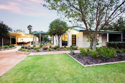 Image de Cormorant Cottage Garden Beach Abode w Game Room