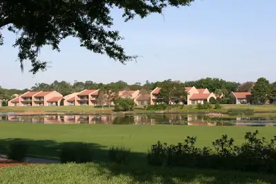 Image de Orange Lake Resort 2 chambres 2 salles de bain East Village. Semaines de relâche disponibles.