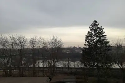 Image de appartement calme et ensoleillé avec d'excellentes vues