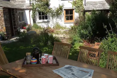 Image de Spacieuse ferme de 600 ans, sur la côte accidentée de North Cornwall