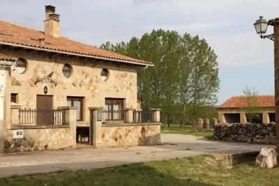 Image de Gîte La Casona de Ocenilla pour 12 personnes