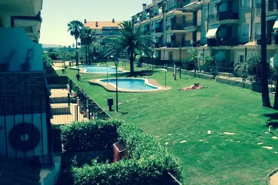 Image de appartement de plage dans le village de pĂŞche