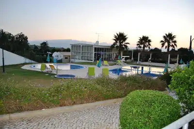 Image de Appartement avec piscine - Alvor
