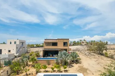 Image de Maison neuve avec piscine au nord de Todos Santos centro