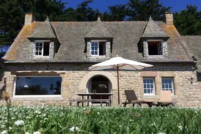 Image de Maison familiale de caractère avec Vue exceptionnelle pour 6 personnes