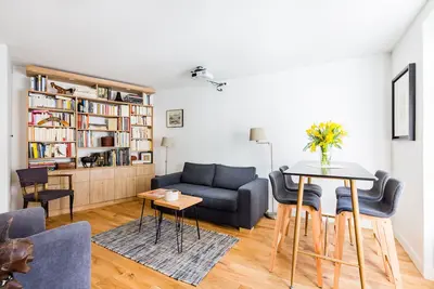 Image de Explorez les principaux sites parisiens à pied, depuis un studio confortable pour 3 personnes (Veeve).