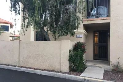 Image de Belle villa sur cour à la Pointe Resort Condominiums à Tapatio Cliffs