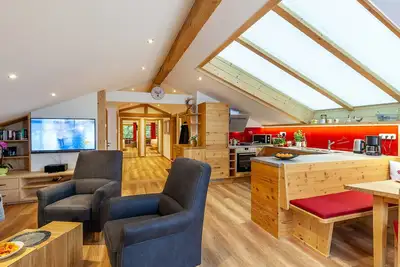 Image de Ferienwohnnung Hochplatte, 115 m², 1-6 Personen, 3 Schlafzimmer, Wohnküche, 2 x Du/Wc, Balkon, Wlan