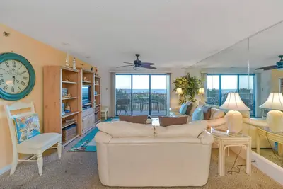 Image de Magnifique condo 3 chambres face à l'océan sur la 119ème rue!
