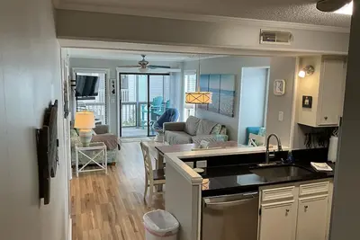 Image de Crystal Coast Atlantic Beach. Oceanfront avec accès à la plage privée
